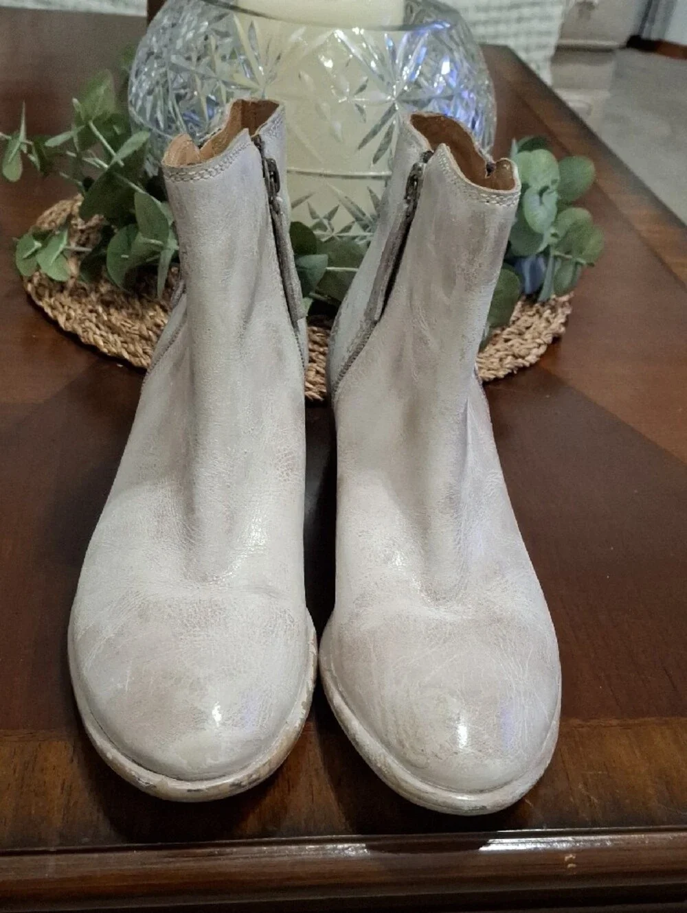 Women's Side-Zip Ankle Boots in Light Gray